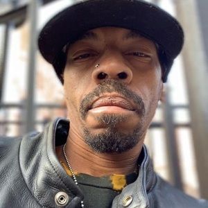 Meet your Posher, Antoine